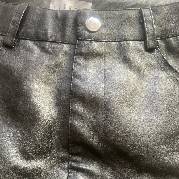 Lioness Contemporary Medium Black A-Line Goth, Streetwear, Moto, Mini Skirt - Picture 2 of 8